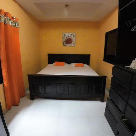Cataleya Hostel Bocas Town Bagian luar foto